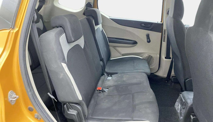2019 Renault TRIBER RXL MT, Petrol, Manual, 18,371 km, Right Side Rear Door Cabin