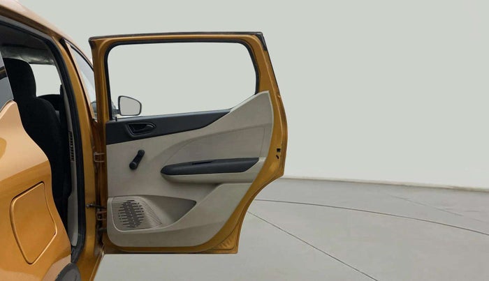 2019 Renault TRIBER RXL MT, Petrol, Manual, 18,371 km, RHS Rear Door