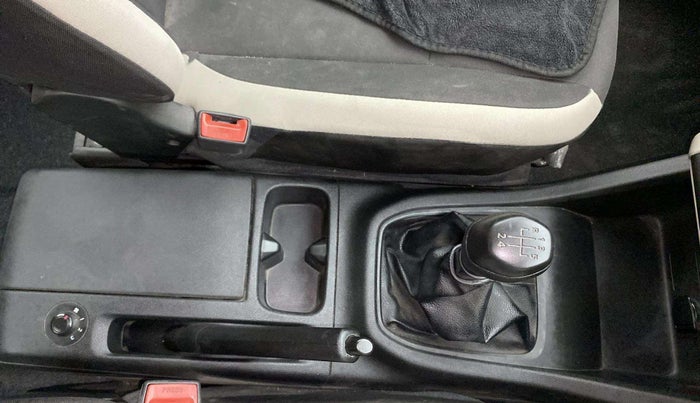 2019 Renault TRIBER RXL MT, Petrol, Manual, 18,371 km, Gear Lever