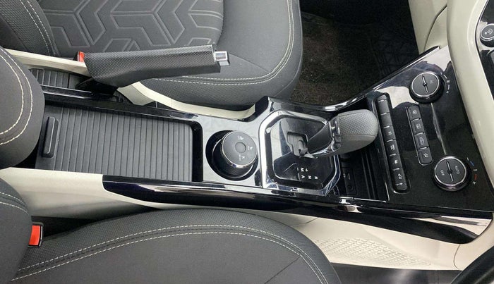 2020 Tata NEXON XZA PLUS SUNROOF PETROL, Petrol, Automatic, 38,435 km, Gear Lever