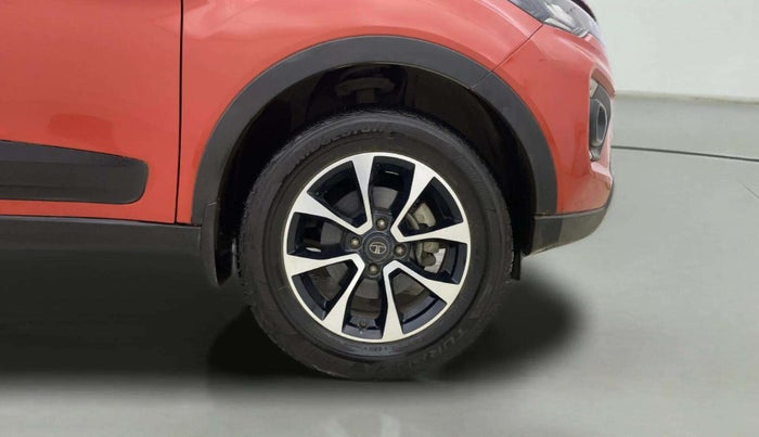 2020 Tata NEXON XZA PLUS SUNROOF PETROL, Petrol, Automatic, 38,435 km, Right Front Wheel