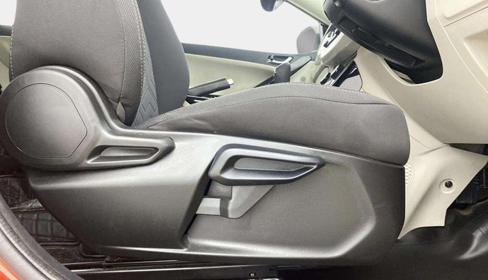 2020 Tata NEXON XZA PLUS SUNROOF PETROL, Petrol, Automatic, 38,435 km, Driver Side Adjustment Panel