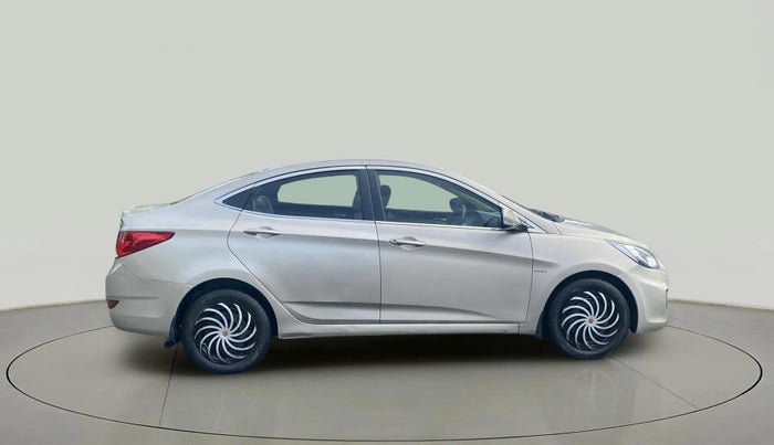 2012 Hyundai Verna FLUIDIC 1.6 VTVT EX, Petrol, Manual, 1,00,158 km, Right Side View