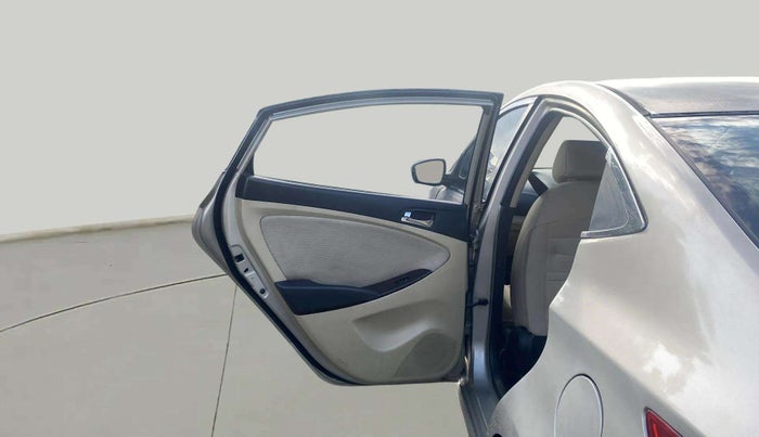 2012 Hyundai Verna FLUIDIC 1.6 VTVT EX, Petrol, Manual, 1,00,158 km, LHS Rear Door