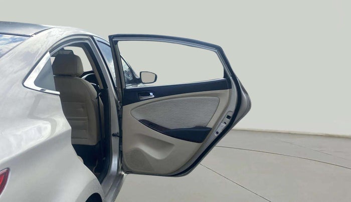2012 Hyundai Verna FLUIDIC 1.6 VTVT EX, Petrol, Manual, 1,00,158 km, RHS Rear Door