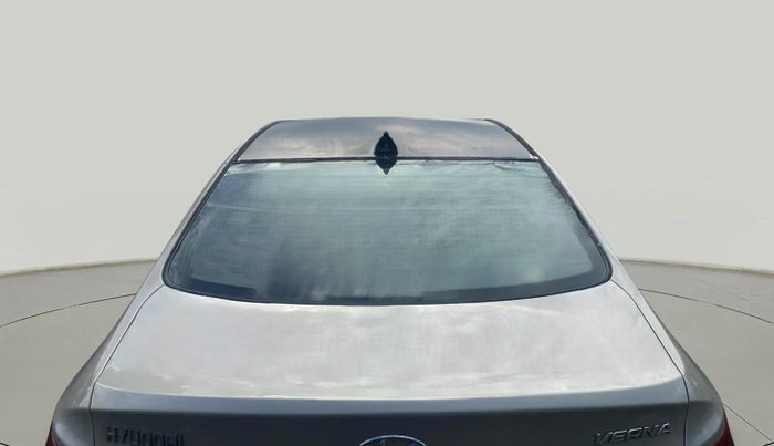 2012 Hyundai Verna FLUIDIC 1.6 VTVT EX, Petrol, Manual, 1,00,158 km, Rear Windshield