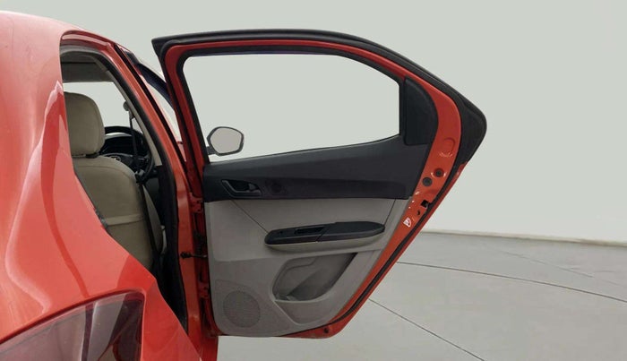 2020 Tata Tiago XT PETROL, Petrol, Manual, 33,247 km, RHS Rear Door