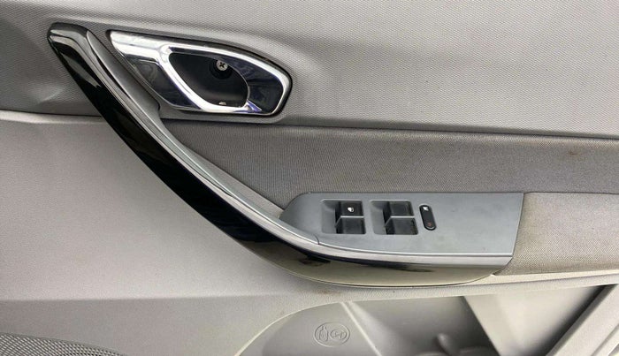 2021 Tata TIGOR XZ PLUS PETROL, Petrol, Manual, 31,012 km, Driver Side Door Panels Control