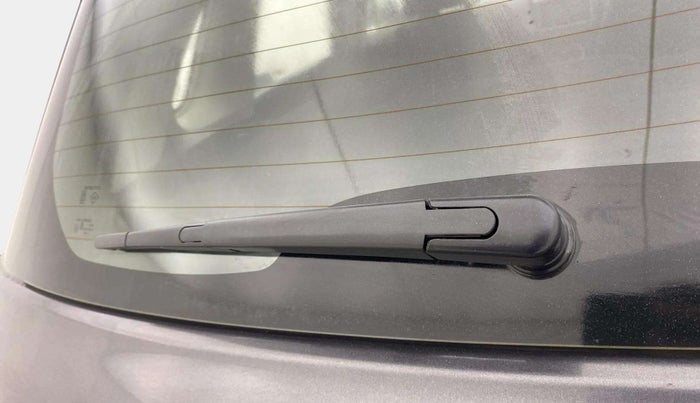 2020 Maruti Vitara Brezza ZXI PLUS, Petrol, Manual, 1,01,406 km, Rear Wiper