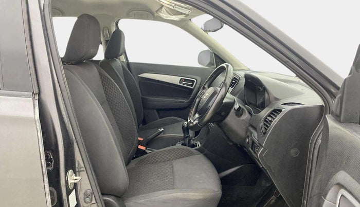 2020 Maruti Vitara Brezza ZXI PLUS, Petrol, Manual, 1,01,406 km, Right Side Front Door Cabin