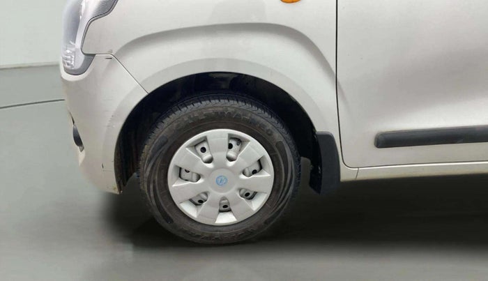 2022 Maruti New Wagon-R LXI CNG 1.0, CNG, Manual, 25,628 km, Left Front Wheel