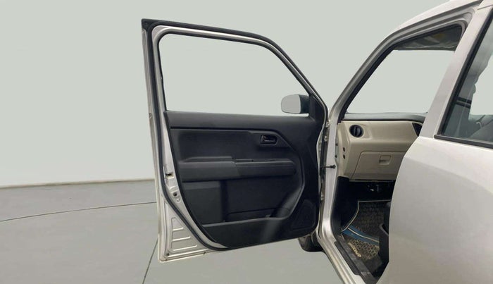 2022 Maruti New Wagon-R LXI CNG 1.0, CNG, Manual, 25,628 km, LHS Front Door