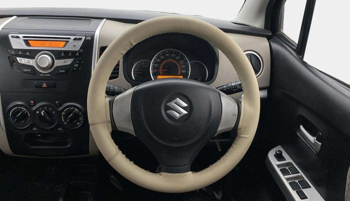 2015 Maruti Wagon R 1.0 VXI, Petrol, Manual, 58,026 km, Steering Wheel Close Up