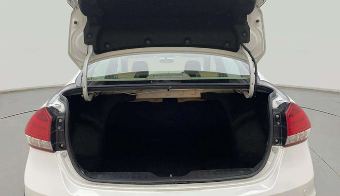 2023 Maruti Ciaz ZETA AT 1.5  SHVS PETROL, Petrol, Automatic, 20,204 km, Boot Inside