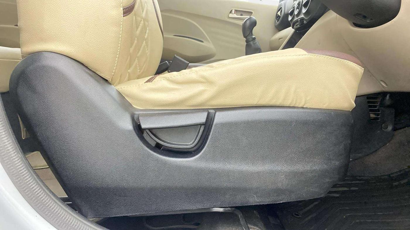 2018 Hyundai NEW SANTRO SPORTZ MT, Petrol, Manual, 39,944 km, Driver Side Adjustment Panel