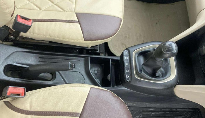 2018 Hyundai NEW SANTRO SPORTZ MT, Petrol, Manual, 39,944 km, Gear Lever
