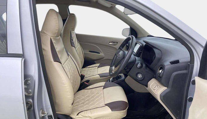 2018 Hyundai NEW SANTRO SPORTZ MT, Petrol, Manual, 39,944 km, Right Side Front Door Cabin