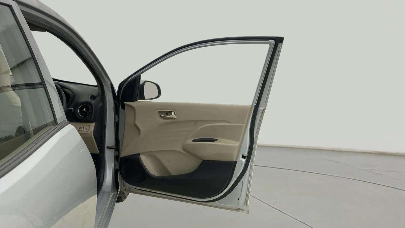2018 Hyundai NEW SANTRO SPORTZ MT, Petrol, Manual, 39,944 km, RHS Front Door