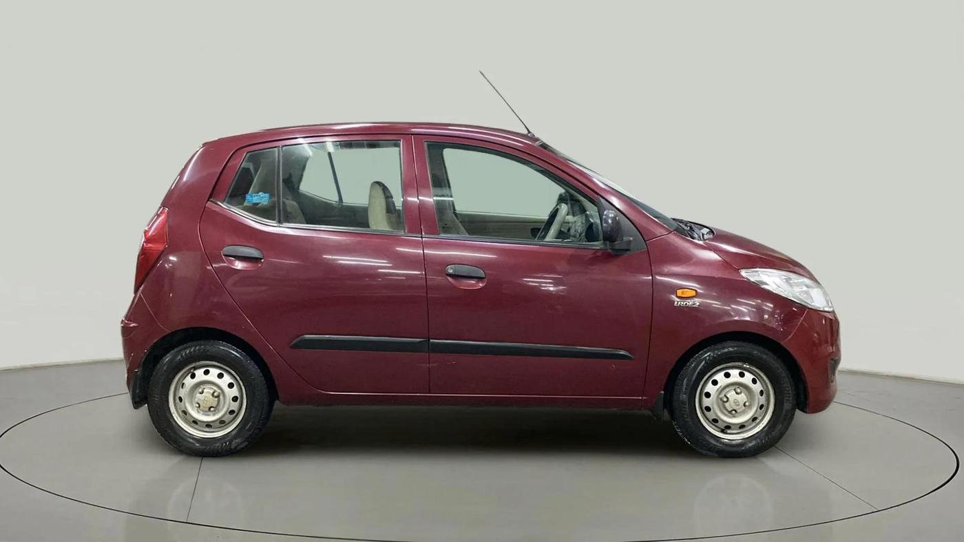 2015 Hyundai i10 MAGNA 1.1, Petrol, Manual, 76,630 km, Right Side View