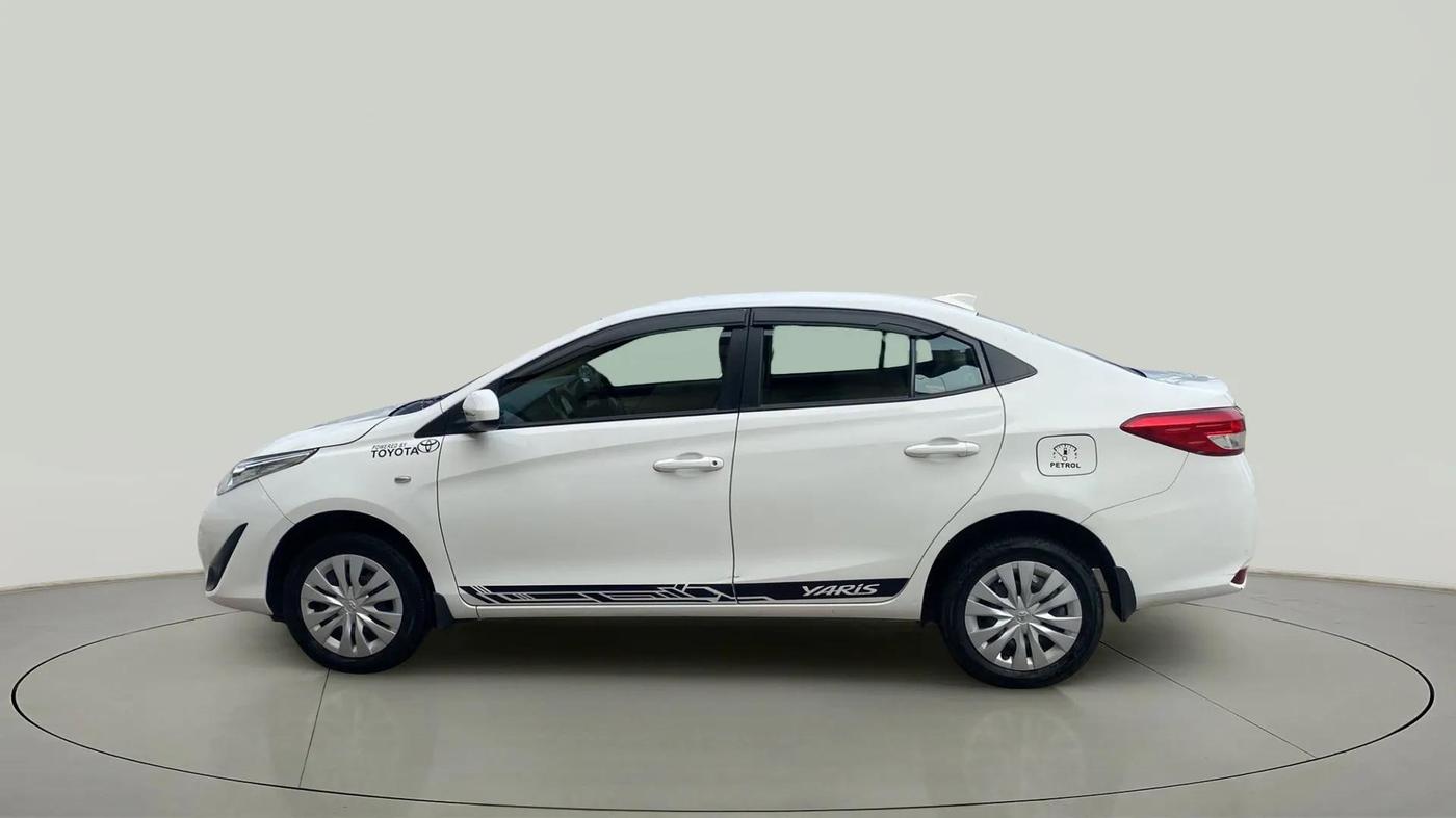 2018 Toyota YARIS J MT, Petrol, Manual, 16,468 km, Left Side