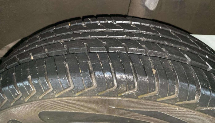 2018 Datsun Redi Go T (O), Petrol, Manual, 9,924 km, Left Rear Tyre Tread