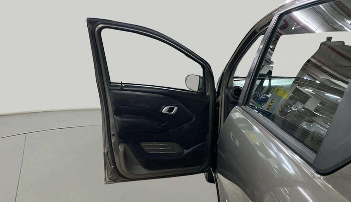 2018 Datsun Redi Go T (O), Petrol, Manual, 9,924 km, LHS Front Door