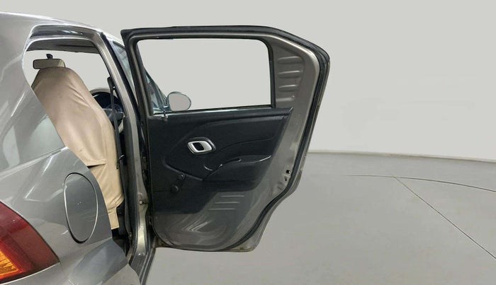 2018 Datsun Redi Go T (O), Petrol, Manual, 9,924 km, RHS Rear Door