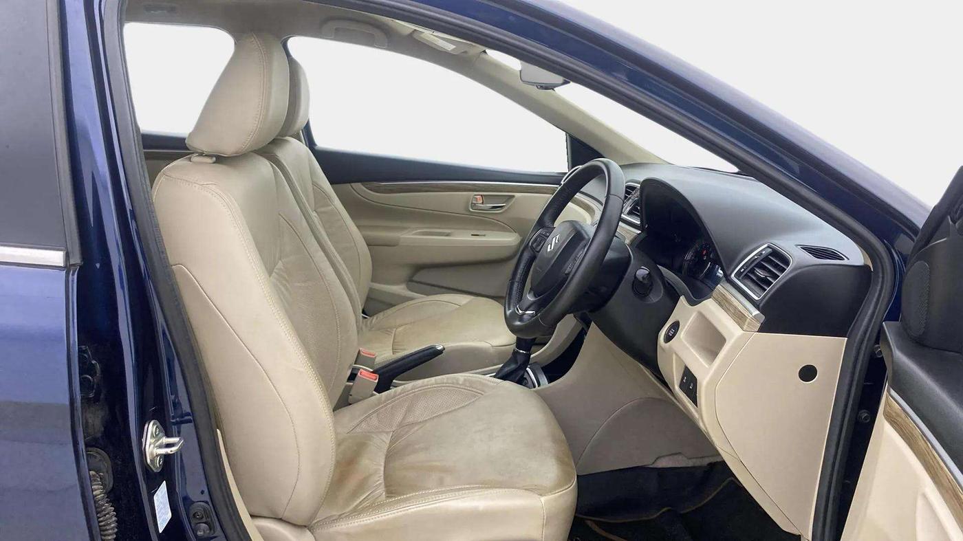 2023 Maruti Ciaz ALPHA  AT 1.5 SHVS PETROL, Petrol, Automatic, 8,655 km, Right Side Front Door Cabin