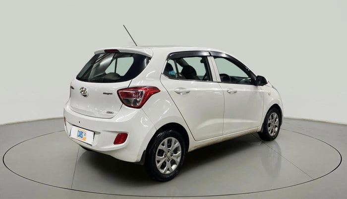 2016 Hyundai Grand i10 MAGNA 1.1 CRDI, Diesel, Manual, 33,372 km, Right Back Diagonal