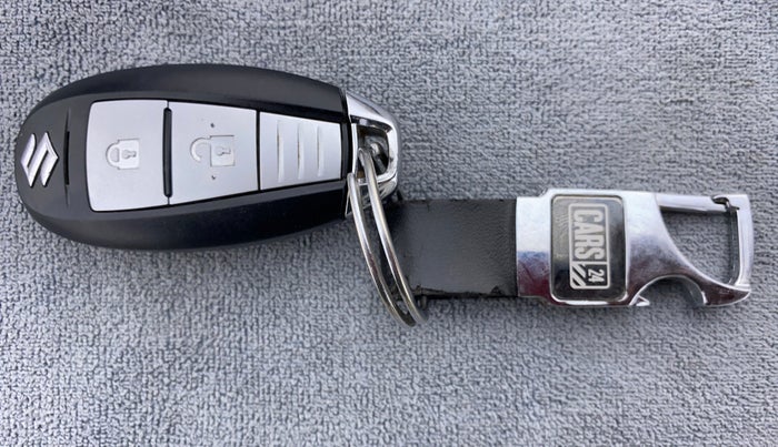 2022 Maruti BREZZA ZXI + AT SMART HYBRID, Petrol, Automatic, 9,124 km, Key Close Up