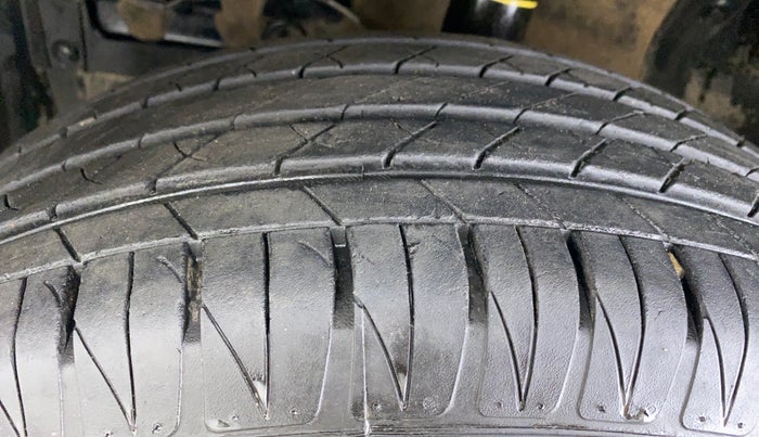 2022 Maruti BREZZA ZXI + AT SMART HYBRID, Petrol, Automatic, 9,124 km, Left Front Tyre Tread