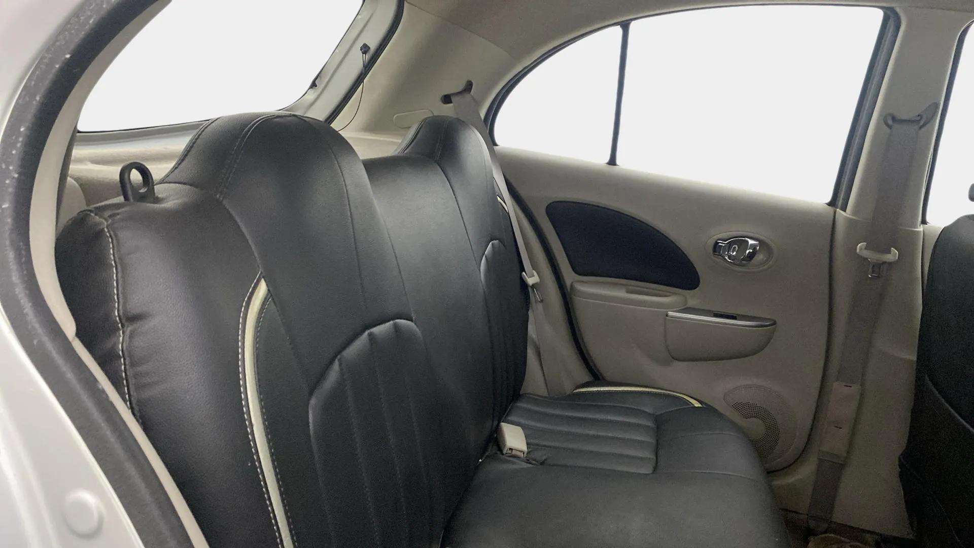 Rear-Cabin-View
