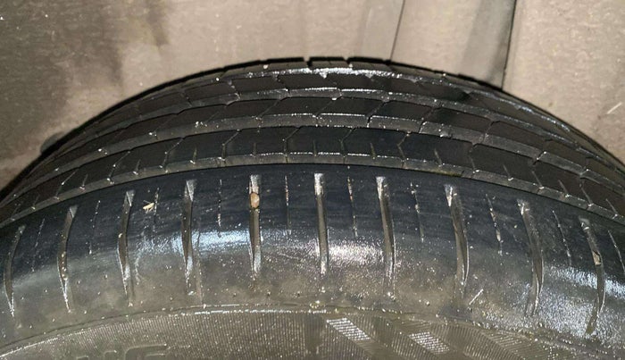 2022 Maruti Baleno ZETA 1.2 AGS, Petrol, Automatic, 14,948 km, Left Rear Tyre Tread