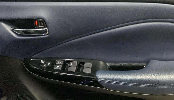 2022 Maruti Baleno ZETA 1.2 AGS, Petrol, Automatic, 14,948 km, Driver Side Door Panels Control
