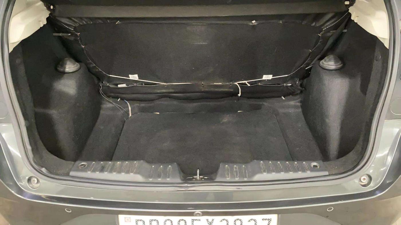 2022 Tata ALTROZ XM PLUS PETROL, Petrol, Manual, 18,274 km, Boot Inside