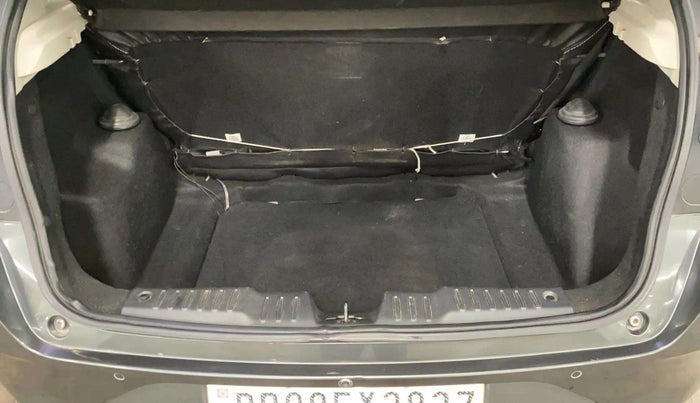 2022 Tata ALTROZ XM PLUS PETROL, Petrol, Manual, 18,145 km, Boot Inside