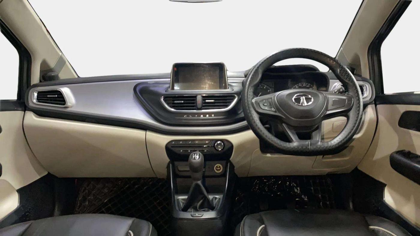 2022 Tata ALTROZ XM PLUS PETROL, Petrol, Manual, 18,274 km, Dashboard