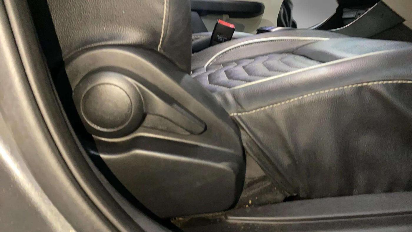 2022 Tata ALTROZ XM PLUS PETROL, Petrol, Manual, 18,274 km, Driver Side Adjustment Panel