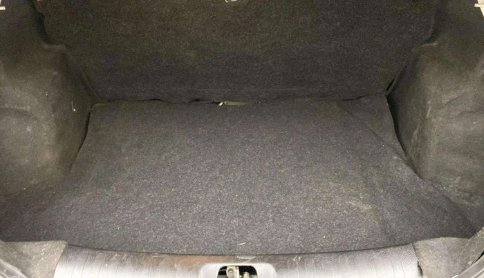 2013 Maruti Swift Dzire VXI, Petrol, Manual, 78,811 km, Boot Inside