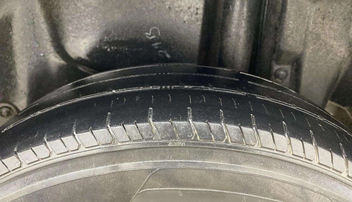 2013 Maruti Swift Dzire VXI, Petrol, Manual, 78,811 km, Left Rear Tyre Tread