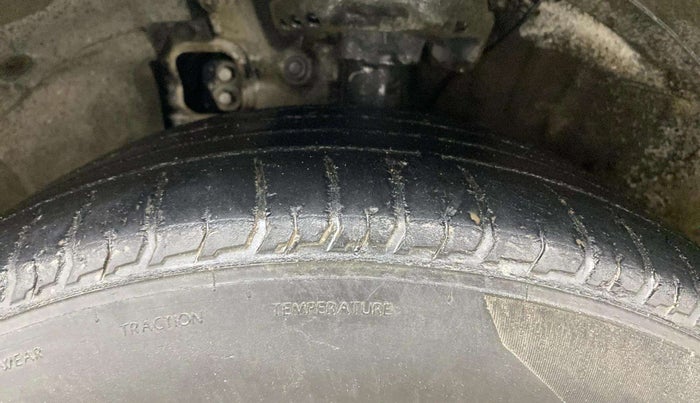 2020 Hyundai VENUE SX 1.5 CRDI, Diesel, Manual, 1,09,557 km, Left Front Tyre Tread