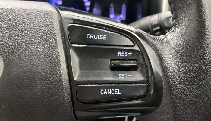 2020 Hyundai VENUE SX 1.5 CRDI, Diesel, Manual, 1,09,557 km, Adaptive Cruise Control