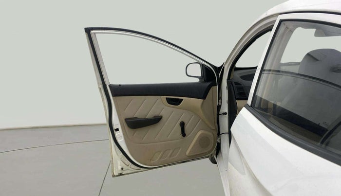 2014 Hyundai Eon D-LITE+, Petrol, Manual, 38,085 km, LHS Front Door