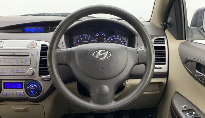 2010 Hyundai i20 MAGNA (O) 1.2, Petrol, Manual, 80,045 km, Steering Wheel Close Up