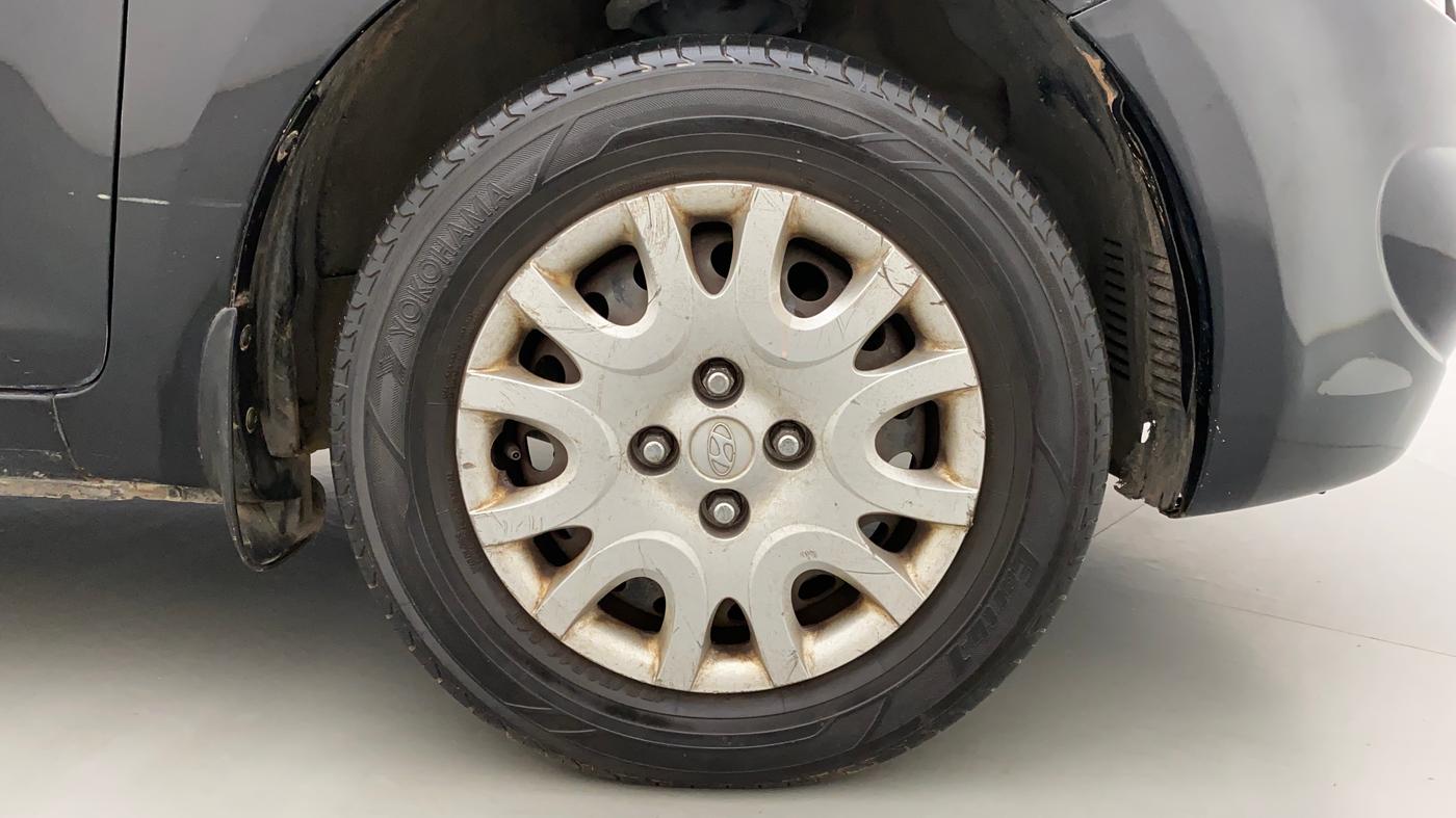 2010 Hyundai i20 MAGNA (O) 1.2, Petrol, Manual, 80,045 km, Right Front Wheel