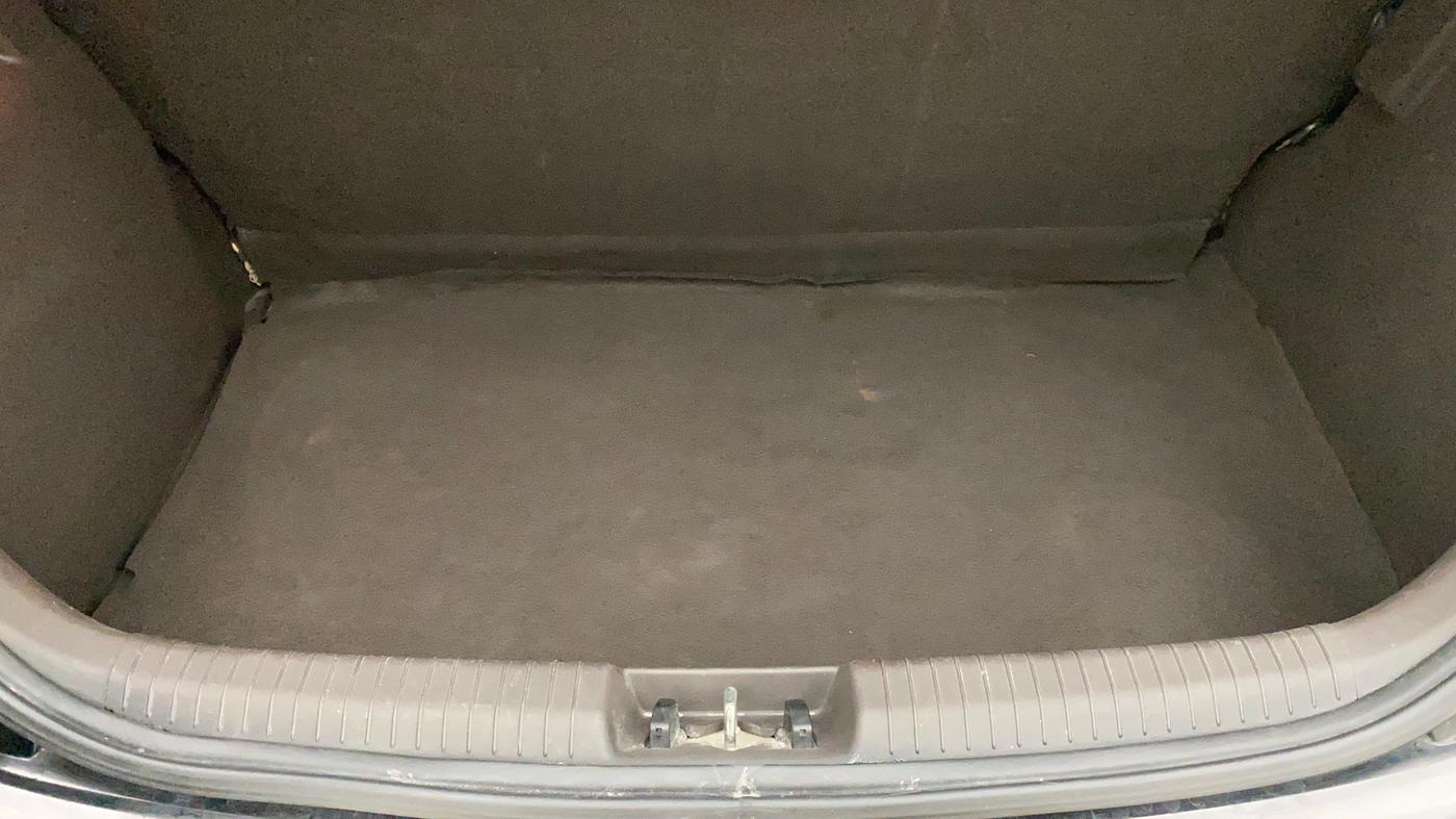 2010 Hyundai i20 MAGNA (O) 1.2, Petrol, Manual, 80,045 km, Boot Inside