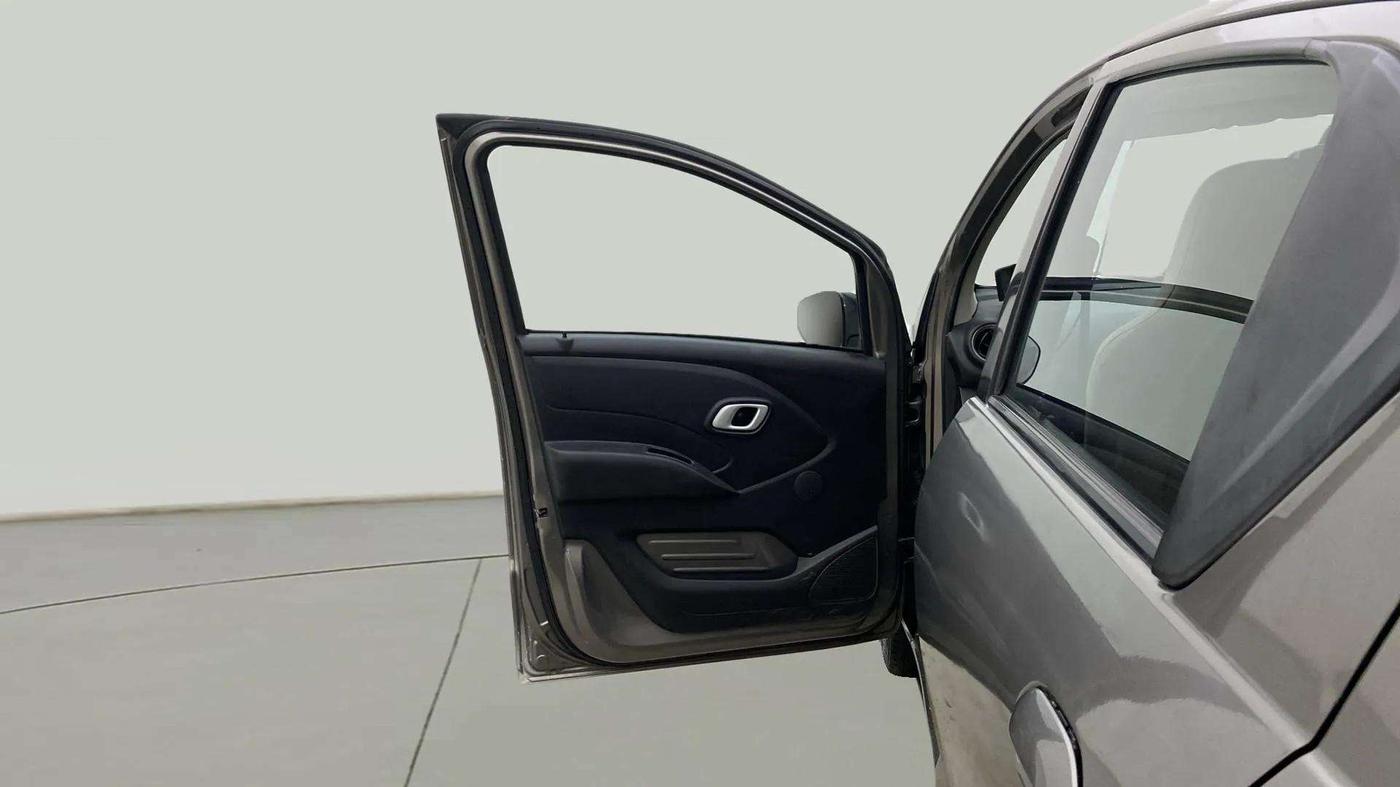 2019 Datsun Redi Go S 1.0 AMT, Petrol, Automatic, 28,809 km, LHS Front Door