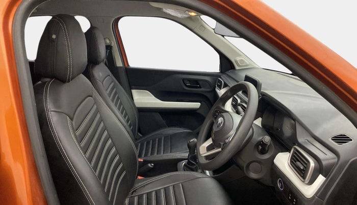 2024 Tata PUNCH ACCOMPLISHED MT, Petrol, Manual, 11,328 km, Right Side Front Door Cabin