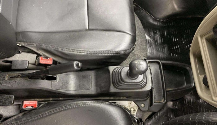 2023 Maruti Eeco 7 STR STD 1.2, Petrol, Manual, 2,876 km, Gear Lever