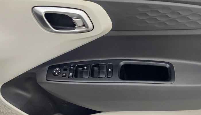 2021 Hyundai GRAND I10 NIOS ASTA AMT 1.2 KAPPA VTVT, Petrol, Automatic, 30,039 km, Driver Side Door Panels Control